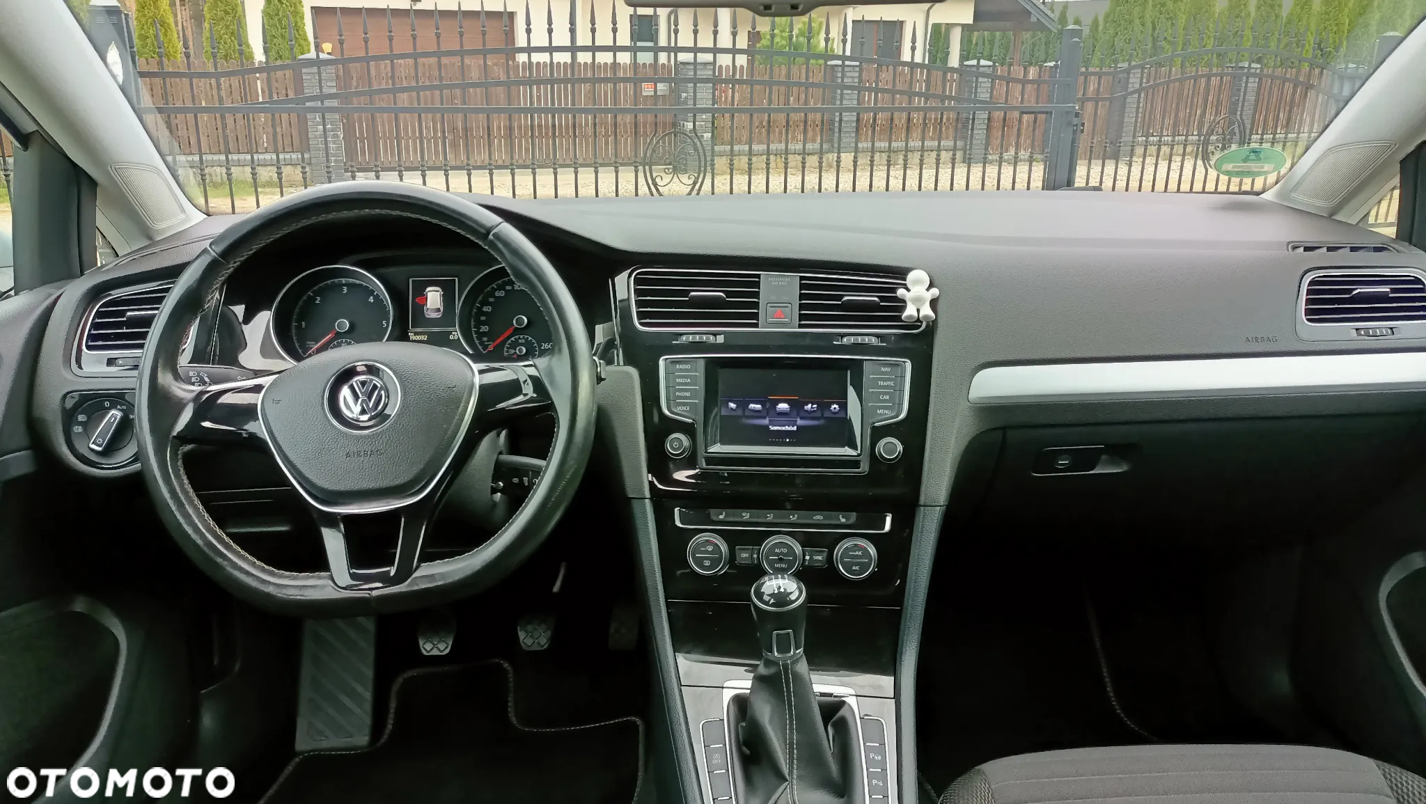 Volkswagen Golf 1.6 BlueTDI Cup - 35