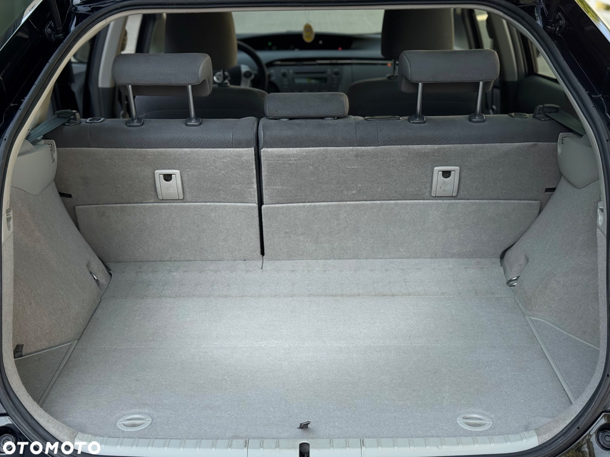 Toyota Prius - 27