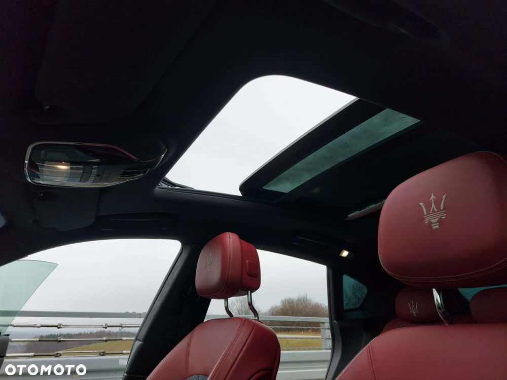 Maserati Levante Q4 GranLusso - 19