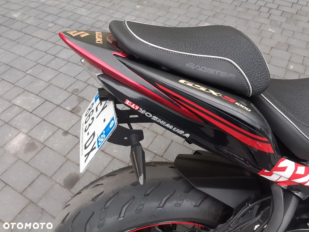 Suzuki GSX 1000 - 8