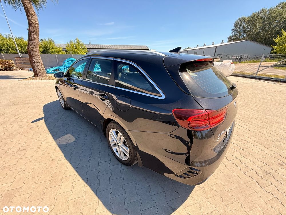 Kia Ceed - 6