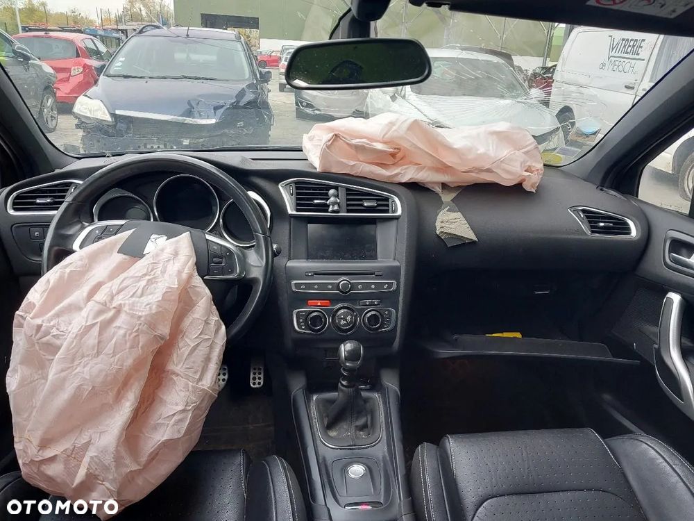 Citroën DS4 2.0 BlueHDi SportChic S&S - 9