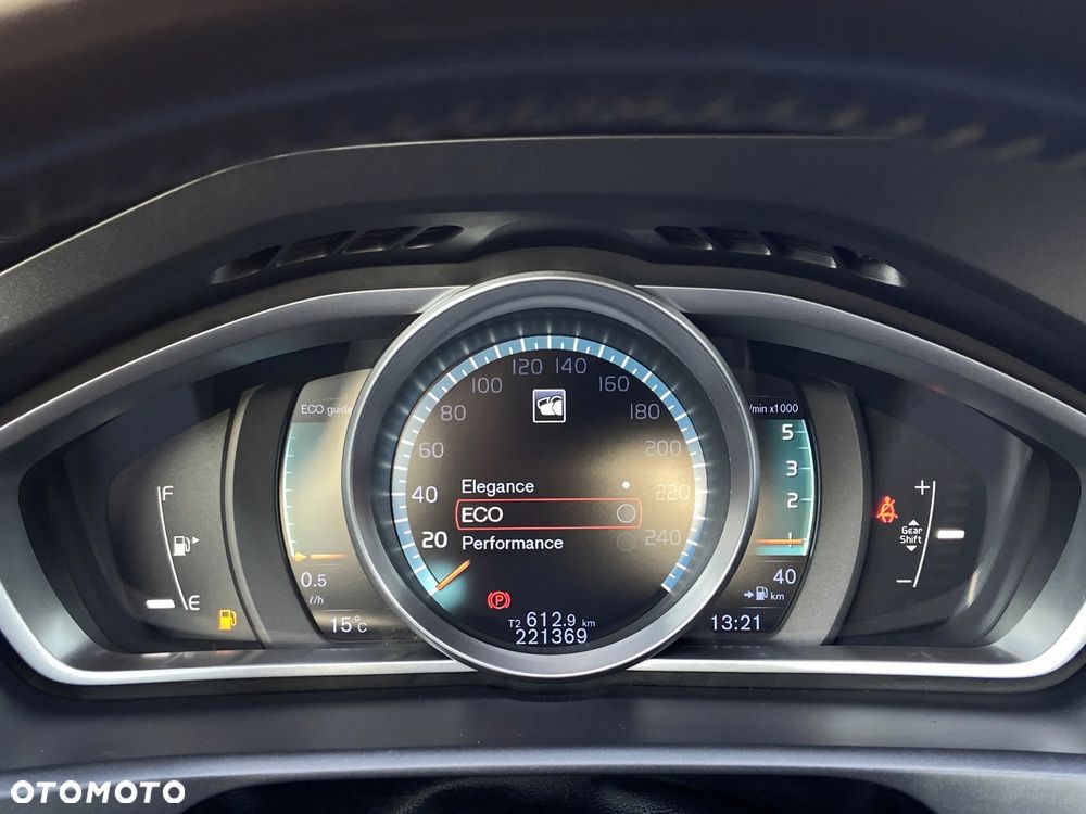 Volvo V40 D2 Ocean Race - 34