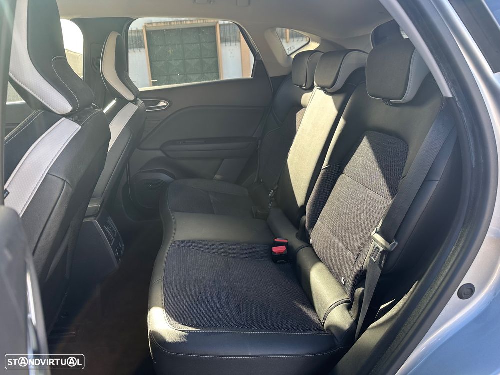 Renault Captur BLUE dCi 115 INTENS - 11