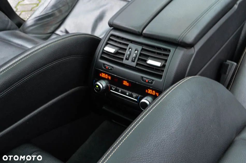 BMW Seria 5 520d Touring Luxury Line - 23