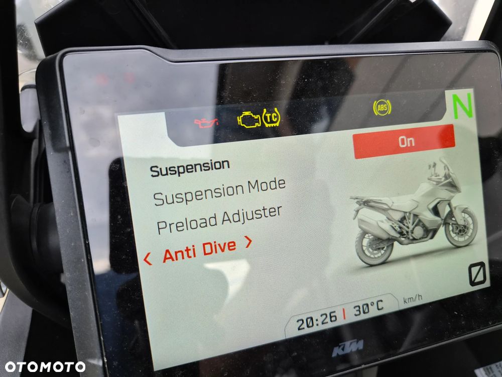 KTM Super Adventure - 38