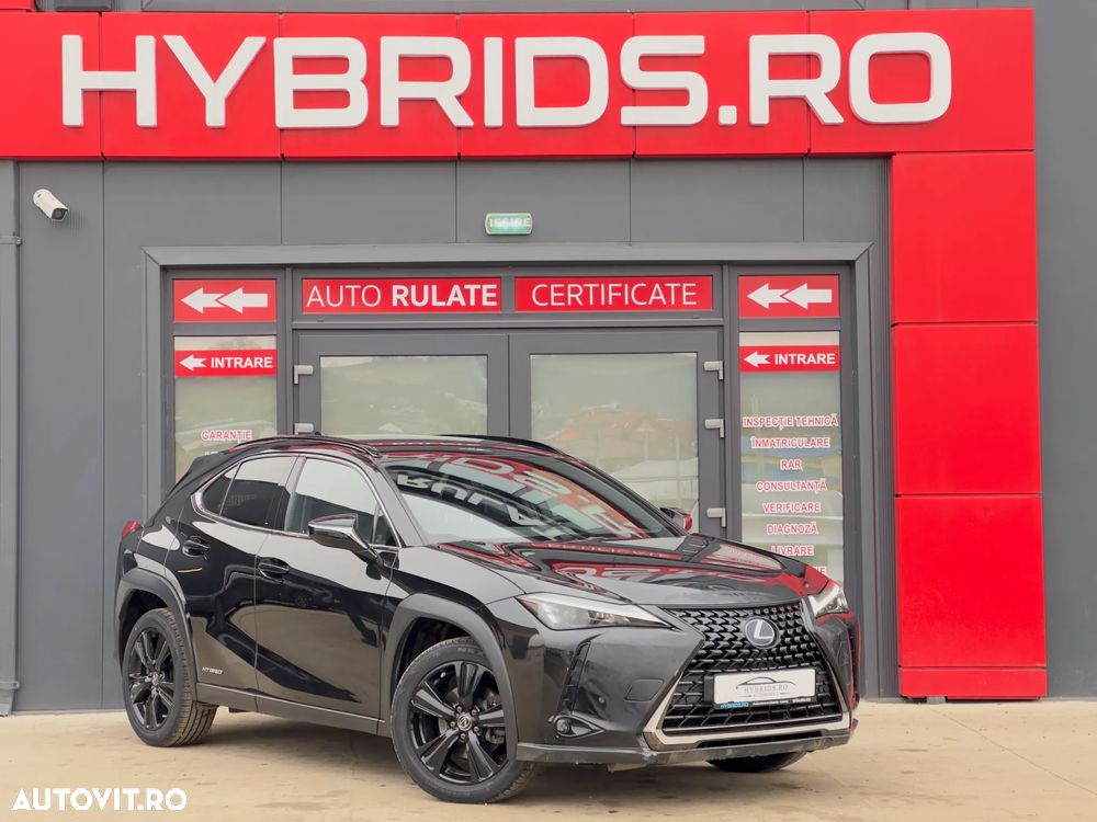 Lexus UX 250h FWD Executive - 1
