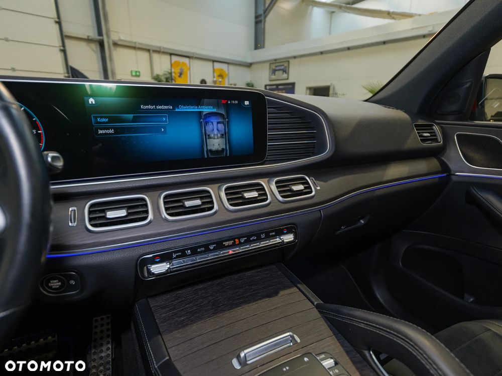 Mercedes-Benz GLE 300 d 4Matic 9G-TRONIC AMG Line - 28