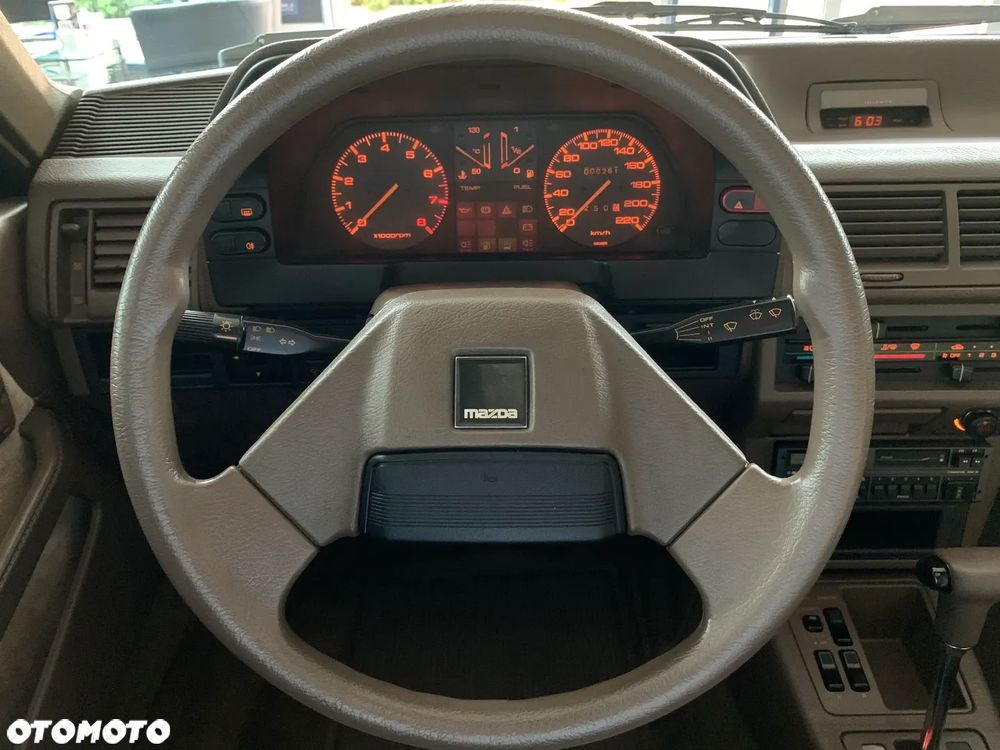 Mazda 626 2.0 12V GLX - 6