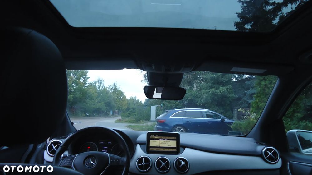 Mercedes-Benz Klasa B 200 CDI (BlueEFFICIENCY) - 16