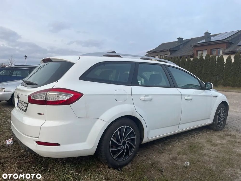 Ford Mondeo 2.0 TDCi Titanium - 4