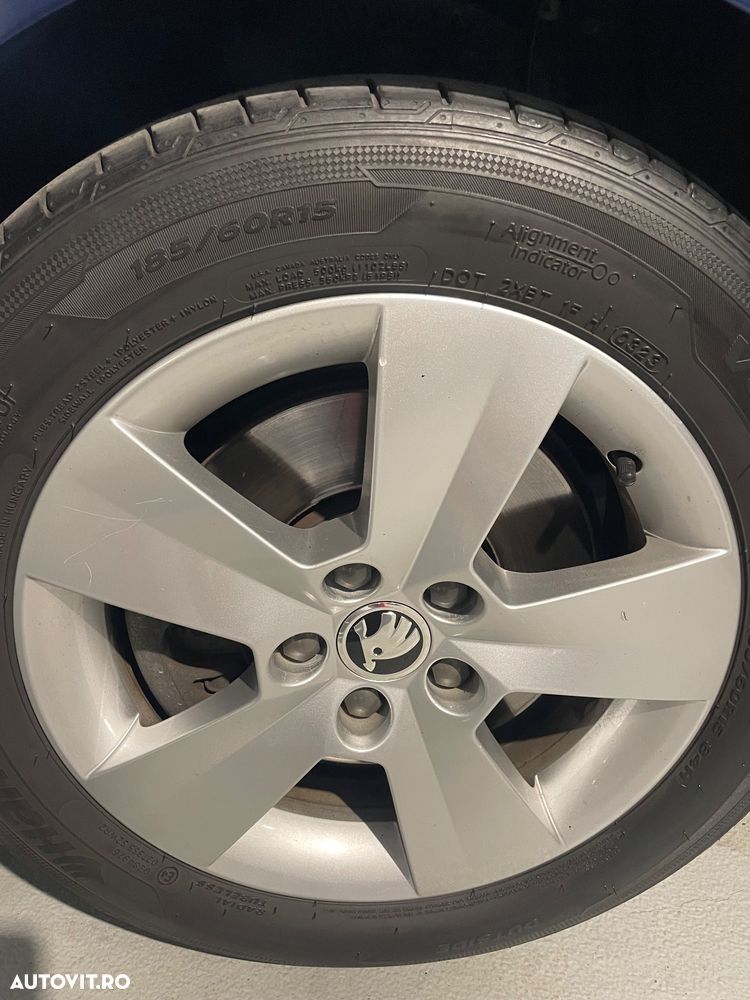 Skoda RAPID 1.6 TDI Ambition - 27