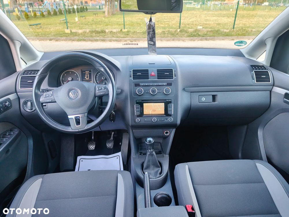 Volkswagen Touran 1.6 TDI DPF BlueMotion Technology Life - 9