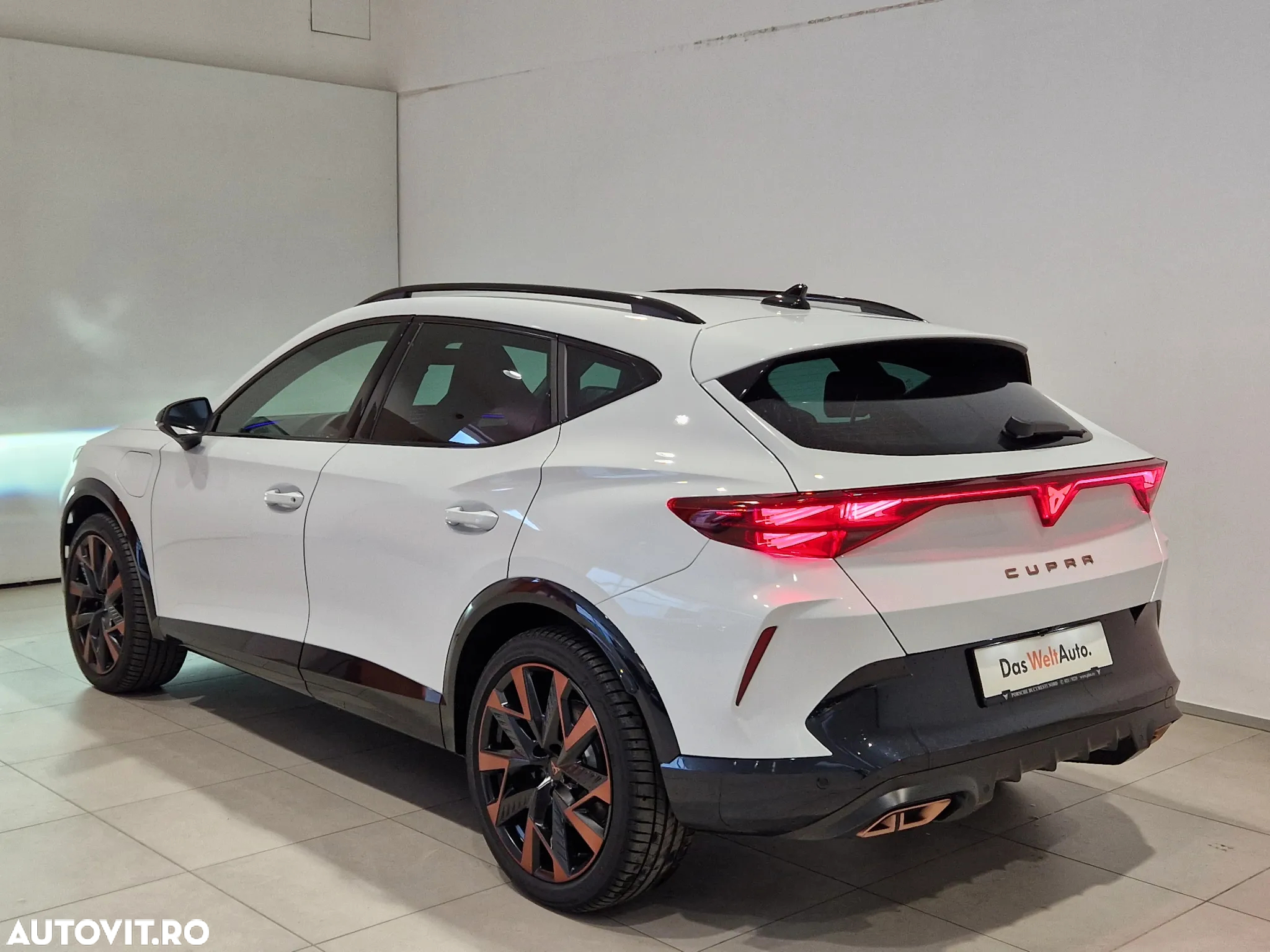 Cupra Formentor 1.4 e-HYBRID PHEV VZ - 3