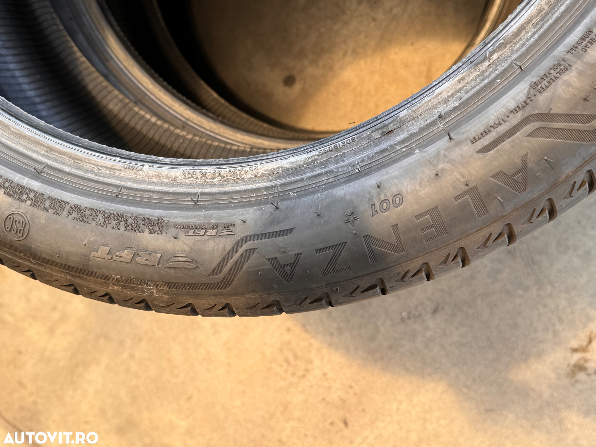 Vând set anvelope 245/45/20-275/40/20 bridgestone de vară cu runflat ca noi - 14