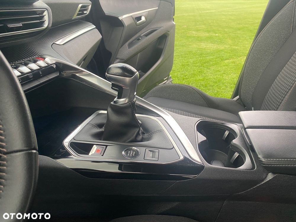 Peugeot 3008 1.5 BlueHDi Active Pack S&S - 23