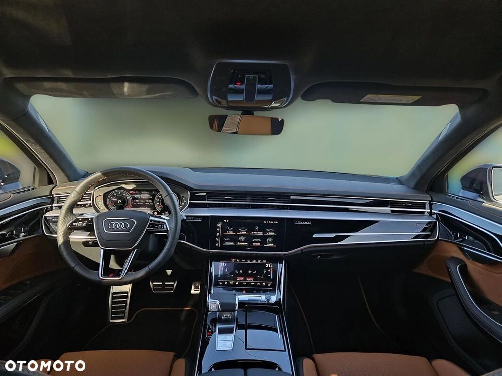 Audi A8 - 21