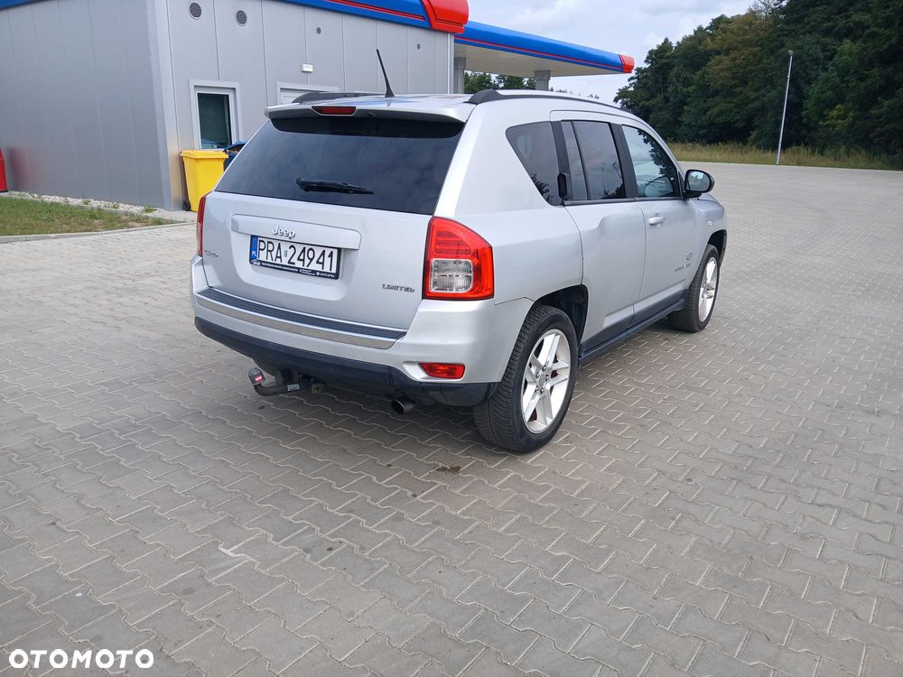 Jeep Compass - 2