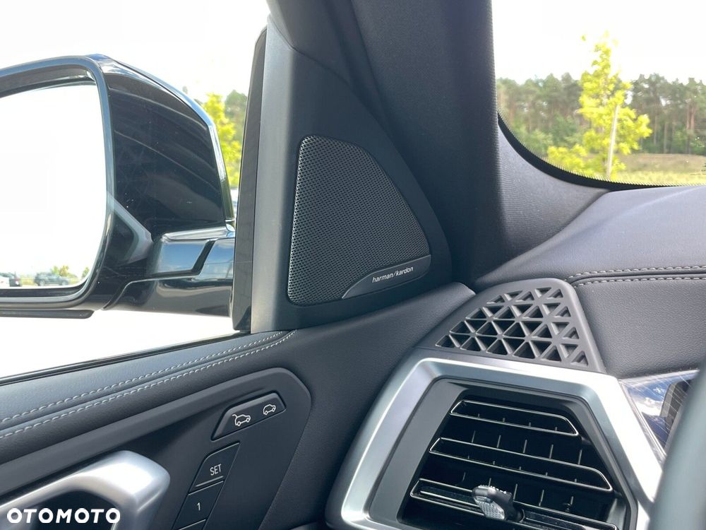 BMW X6 - 16