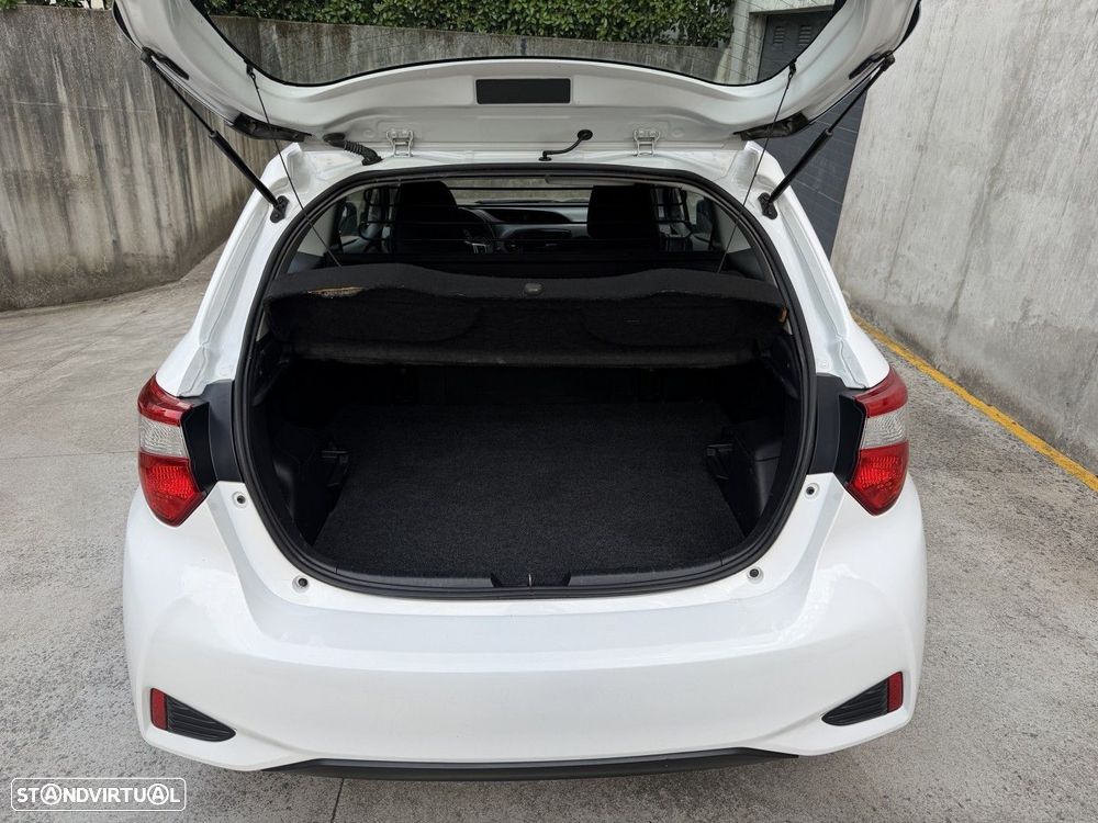 Toyota Yaris 1.0 VVT-i - 12