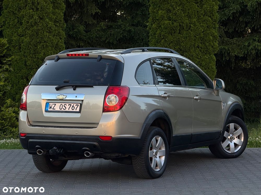 Chevrolet Captiva 2.4 2WD 7 Sitzer LS - 18
