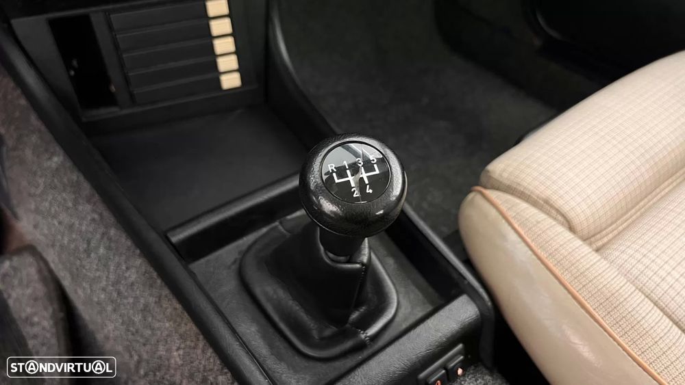BMW 323 - 29
