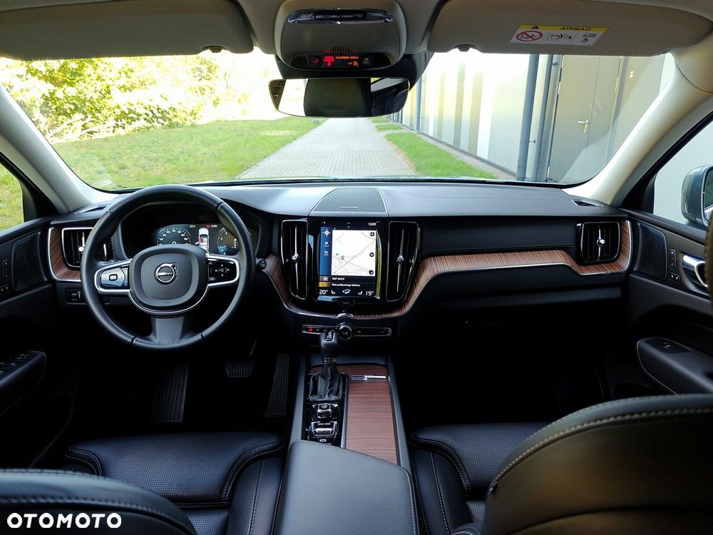 Volvo XC 60 T5 AWD Inscription - 9
