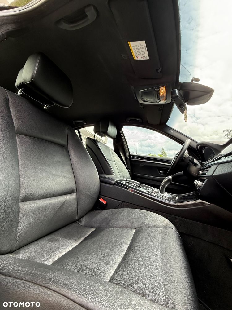 BMW Seria 5 520d - 12