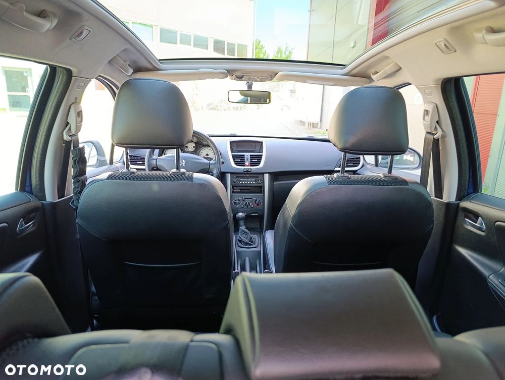 Peugeot 207 120 VTi Outdoor - 14