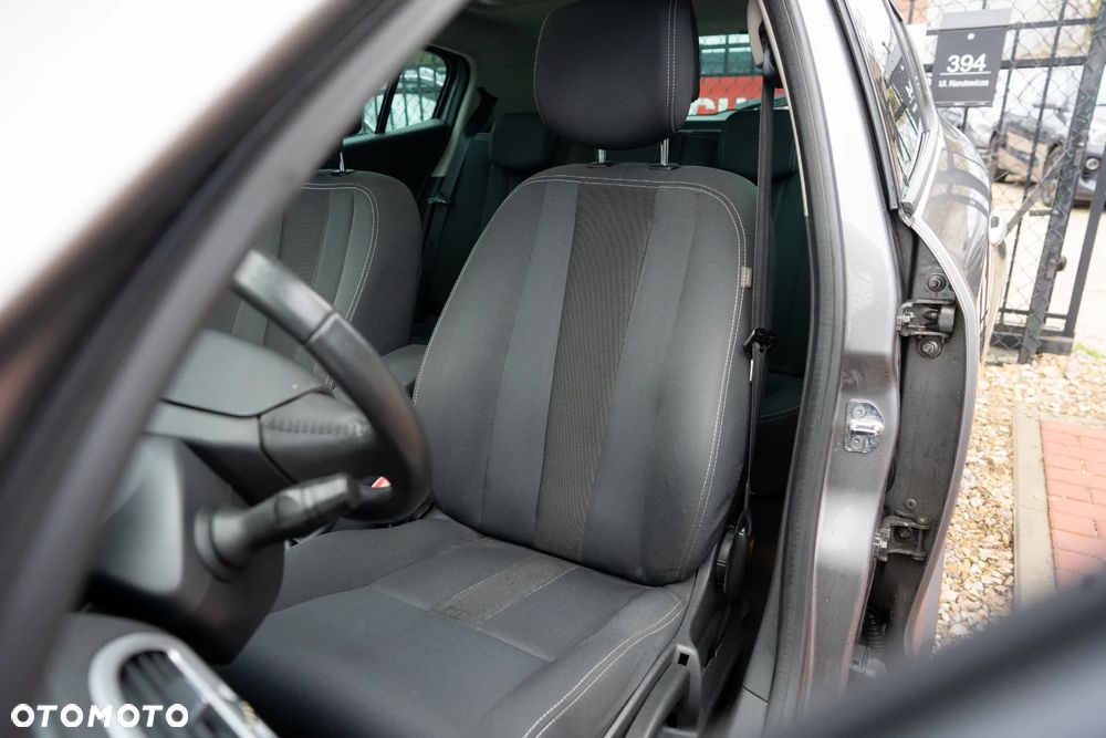 Renault Megane TCe 180 GT - 9