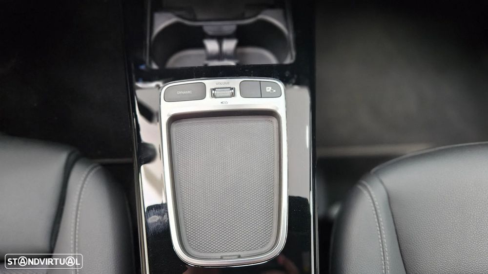Mercedes-Benz A 250 Limousine e Style Plus - 17