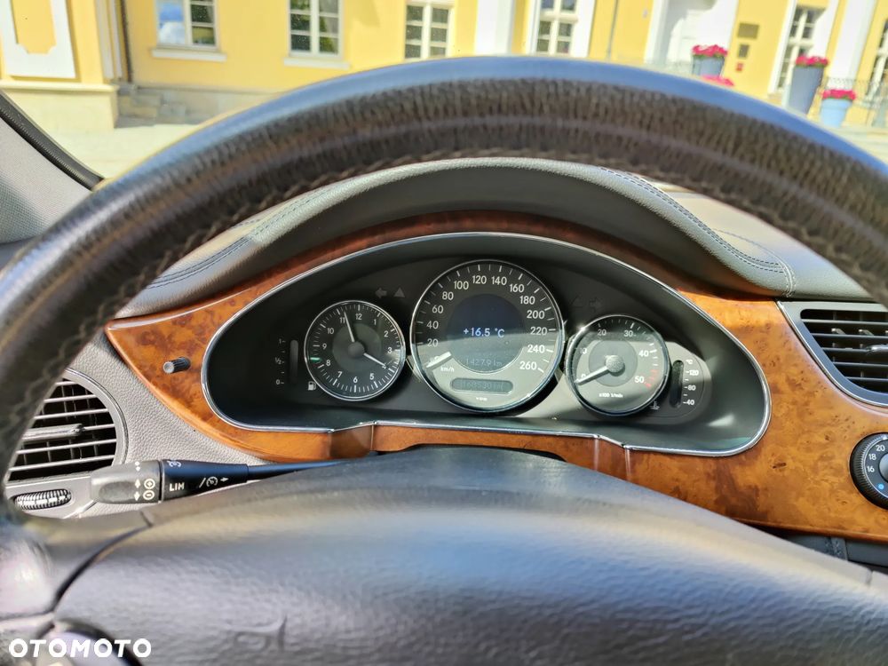 Mercedes-Benz CLS - 8