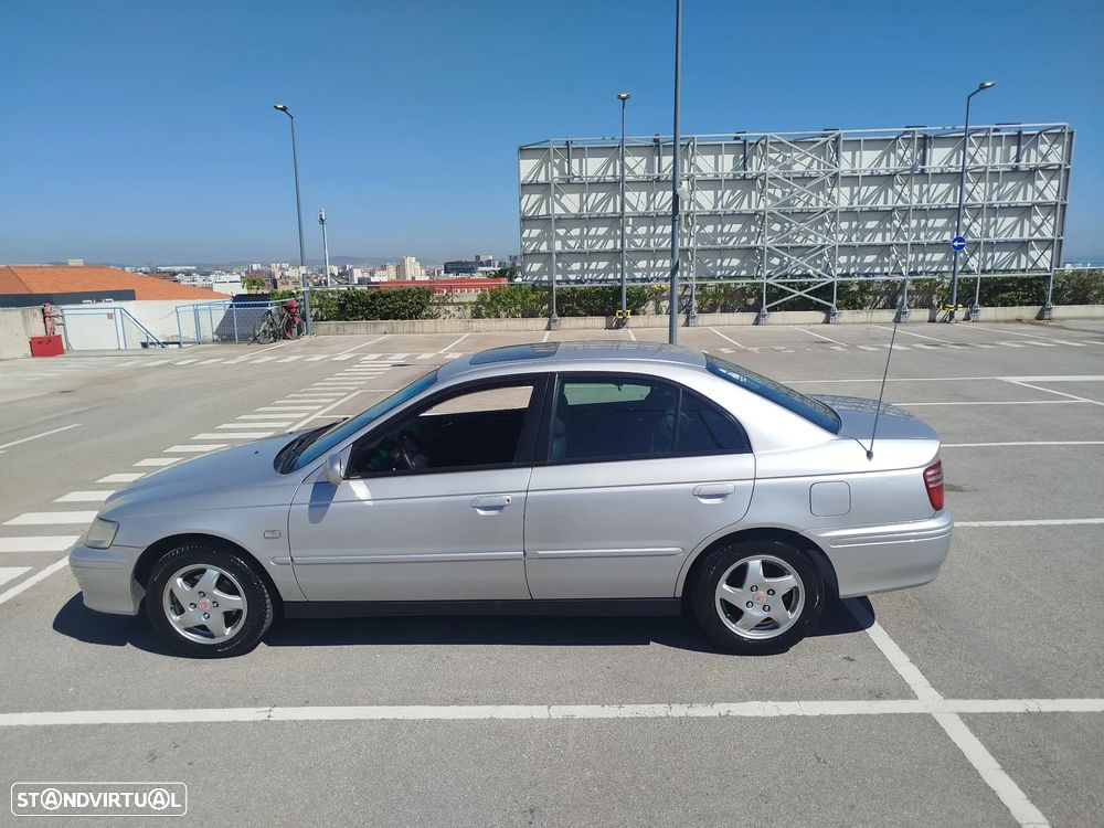 Honda Accord 2.0 ES - 8