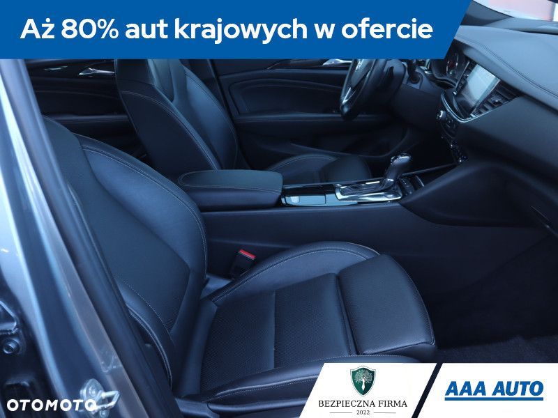 Opel Insignia - 11