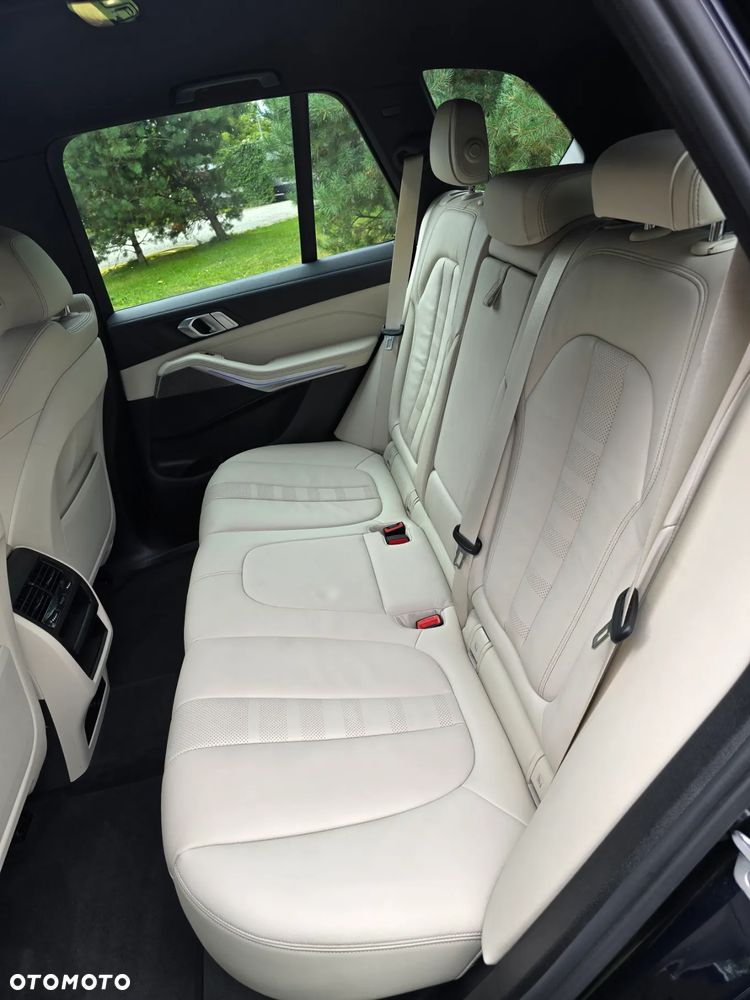 BMW X5 xDrive25d sport - 27