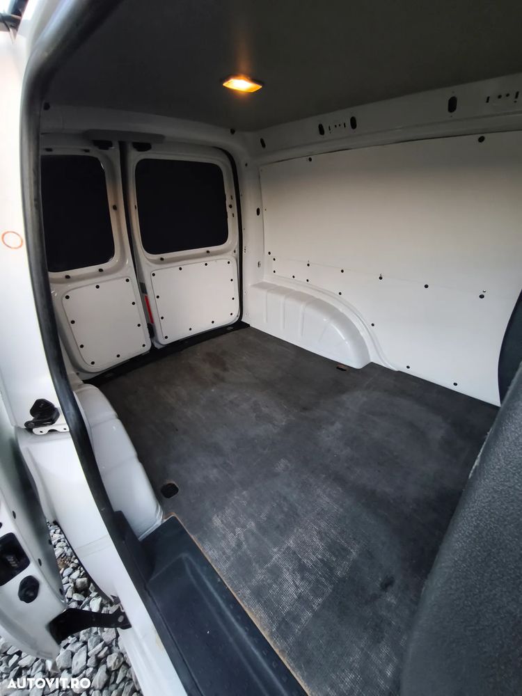 Volkswagen Caddy 1.6 TDI - 17