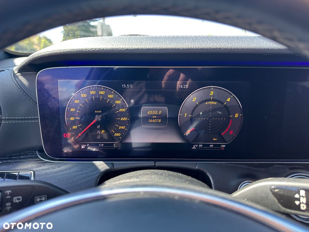 Mercedes-Benz Klasa E 350 d 4Matic 9G-TRONIC AMG Line - 22