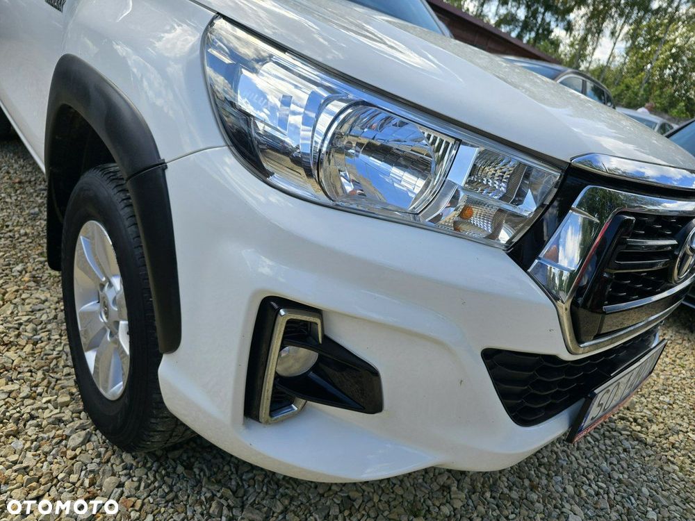 Toyota Hilux 2.4 D-4D Double Cab DL 4x4 - 24