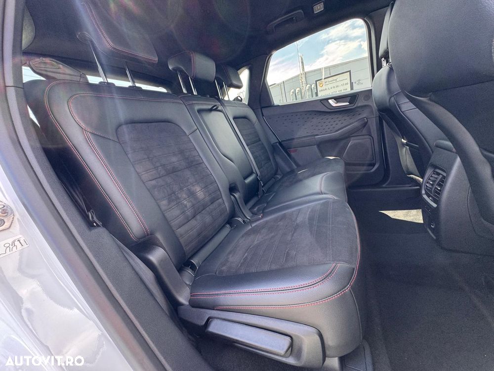 Ford Kuga 2.5 Duratec PHEV ST-LINE - 18