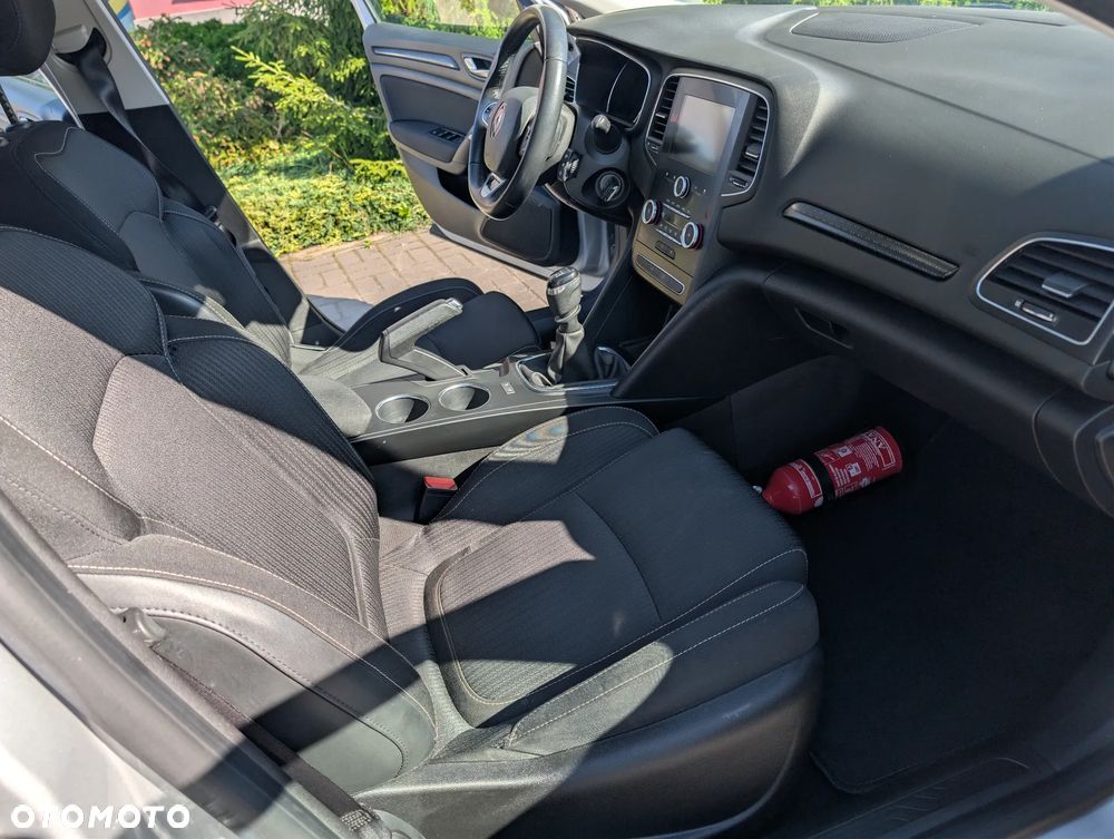 Renault Megane 1.5 dCi Zen - 5