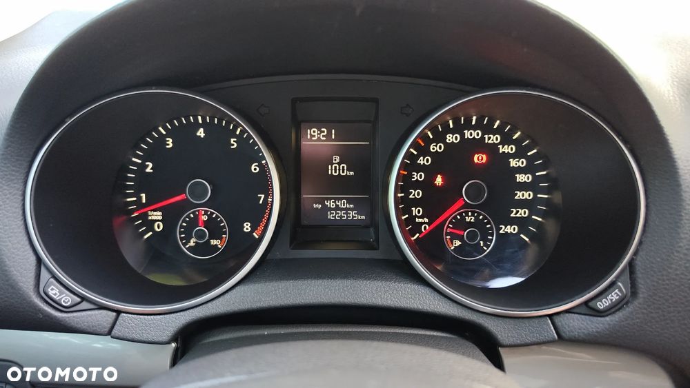 Volkswagen Golf 1.6 Comfortline - 33