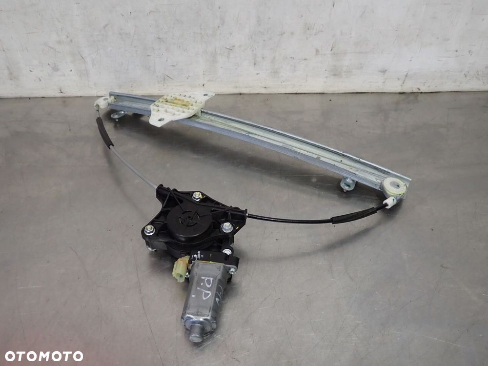 PODNOŚNIK SZYB PRAWY PRZÓD HYUNDAI I10 II   82402-B4110 - 1