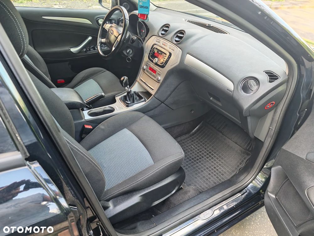 Ford Mondeo 2.0 TDCi Gold X - 14