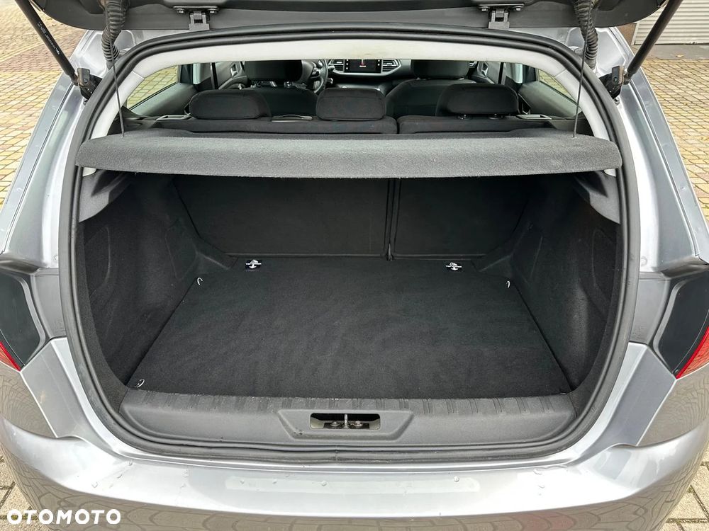 Peugeot 308 HDi FAP 90 Active - 17