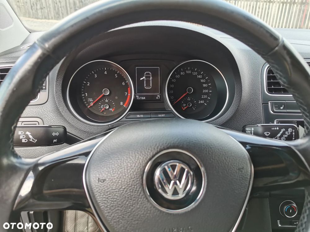 Volkswagen Polo 1.0 (Blue Motion Technology) Comfortline - 15