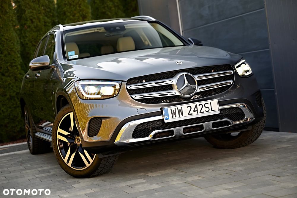 Mercedes-Benz GLC 300 e 4-Matic Business Edition - 14