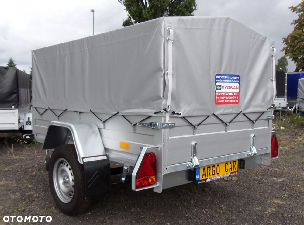 Rydwan przyczepa na RESORACH, jednoosiowa na kat. „B” - 3