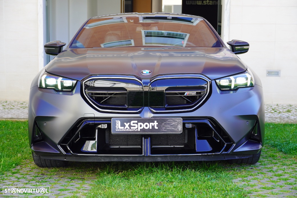 BMW M5 Standard - 8