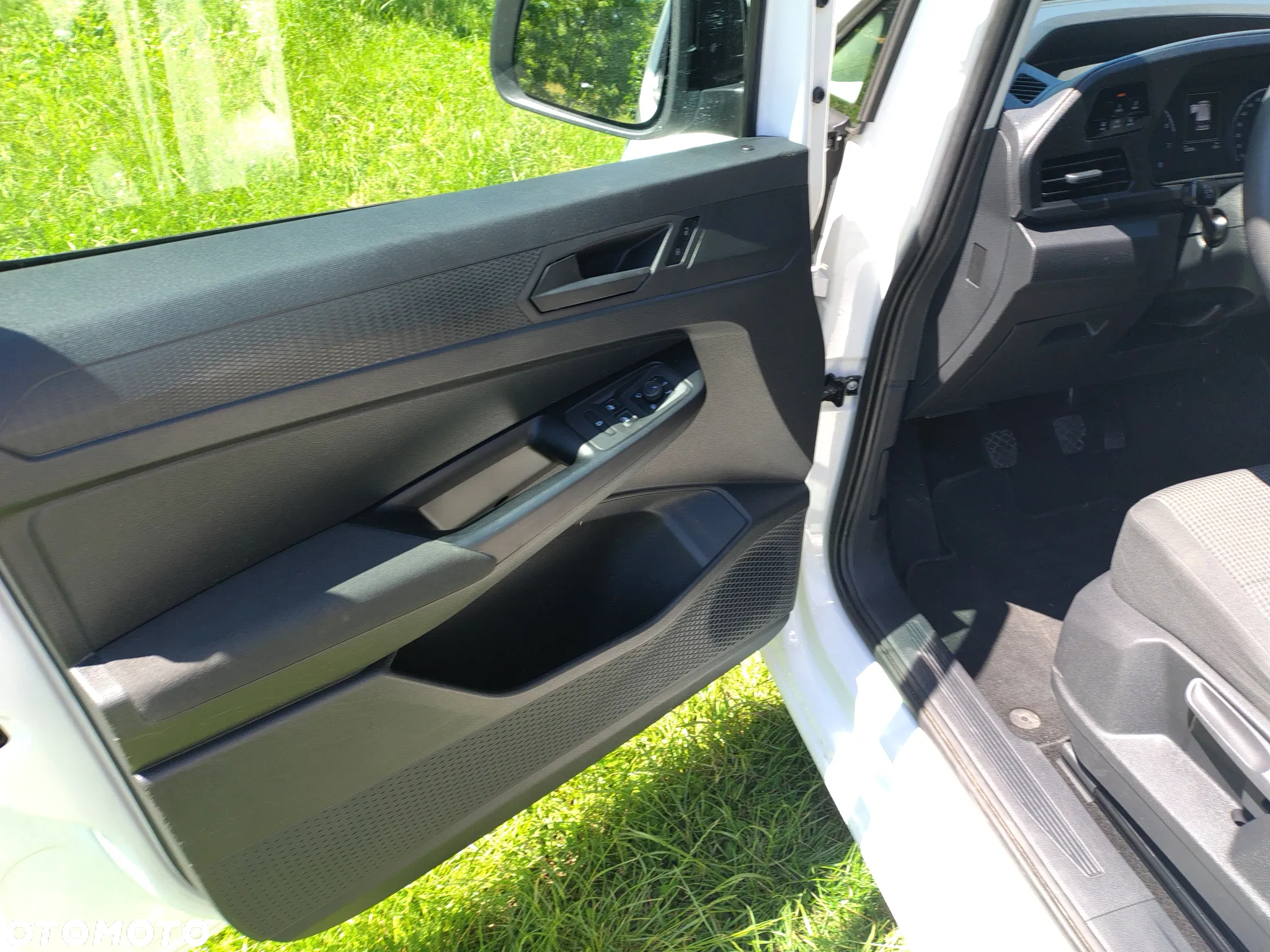 Volkswagen Caddy 1.5 TSI Style - 33
