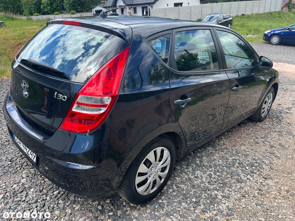 Hyundai i30 1.4 Blue Comfort - 4